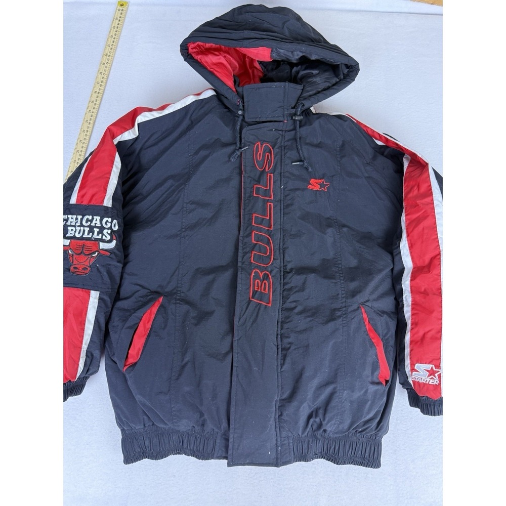 Vintage 90s Chicago Bulls NBA Starter Full Zip‎ Hooded Puffer Jacket Size L